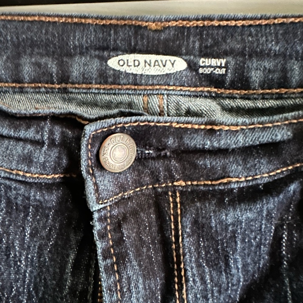 Old Navy Curvy Boot cut. Barely worn.